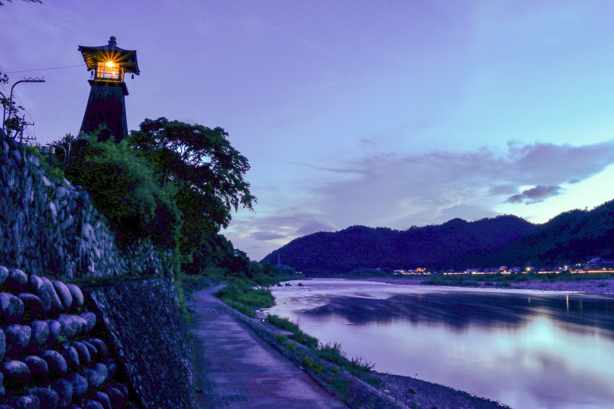 上有知湊(川湊灯台) | 自然・景観