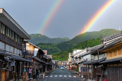 うだつの上がる町並み　ダブルレインボー | うだつの上がる町並み