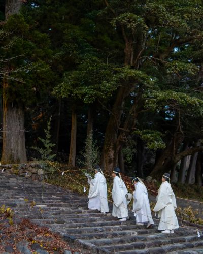洲原神社　垢離取祭 | 冬のイベント