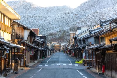 うだつの上がる町並み　初雪横 | うだつの上がる町並み